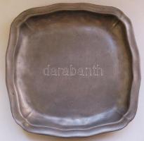 Ón tálca /
Tin tray 24,5x24,5x2,5cm