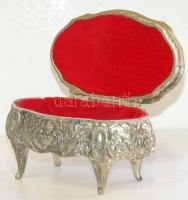 Gazdag növényi díszítésű ón ékszeres ládika bársony béléssel / Tin jewellery box with floral decoration 15x9x8cm