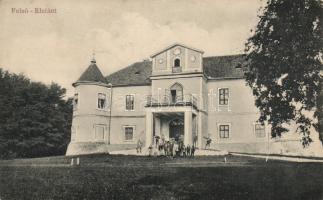 Felsőelefánt castle (small tear)