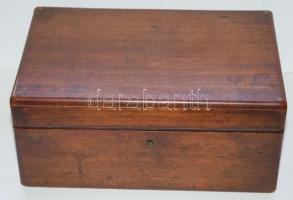 1869 Ernst Gundlach V. No 356 réz mikroszkóp minden tartozékával eredeti dobozában / Ernst Gundlach brass microscope with all accessories in original box 22cm