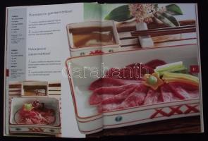 6db Japán témájú könyv és prospektus: Japán ételek, Szamuráj, A császárok sírjai, Japanese miniature...