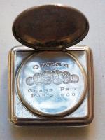 cca 1900 Négyszögletű ezüst (Ag) Omega zsebóra eredeti Omega szerkezettel, a hátlapján mitológiai je...