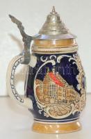 Müncheni, díszes ónfedelű, domborműves díszítésű kis sörös kupa /
Beer pitcher with tin lid from Mun...