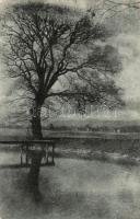 10 db régi motívumlap, vegyes tematikával, romantikus jelenetek, folklór lapok, mind tábori postán f...