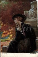 10 db régi, vegyes tematikájú képeslap, romantikus jelenetek, folklór és üdvözlő lapok illetve egy v...