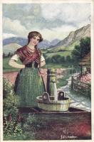 10 db régi folklór lap vízhordó leányokkal, köztük két litho