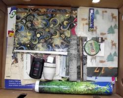 Bolhapiaci tétel dianézővel, Philips villanyborotvával és sok egyéb érdekességgel