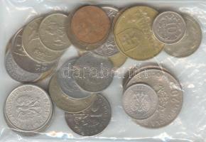 Vegyes külföldi tétel, benne: Lengyelország/Szlovákia/Bulgária 1891-1977. 28db különféle fémpénz + C...