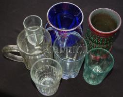 Vegyes bolhapiac tétel: 17db klf üvegpohár, egy réz, egy üveg és egy kerámia váza, 1db ezüstözött ka...