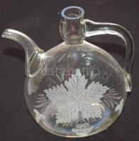 6db üveg borospohár egy díszes üveg boroskancsóval / Folklore glass wine set 11cm, 20cm