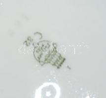 Vegyes Zsolnay porcelán tétel: 7db süteményes tányér, 4db kávécsésze-alátét, 4db bögre, 1db teáscsés...