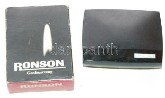 Ronson öngyújtó eredeti dobozában kiegészítővel, hibátlanul működik / Ronson lighter in original case, works perfectly