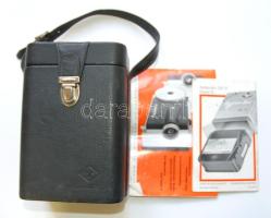 cca 1971 Agfa Microflex 100 Sensor típusú kézi kamera 8mm-es filmekhez minden tartozékkal, leírással, saját dobozában / Camera with 8mm cartridge in original case with description