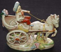 Kézzel festett lovaskocsizó gyereket ábrázoló jelzett NDK porcelán figura / Hand-painted GDR porcelain figure of child on chariot 17x17x6cm