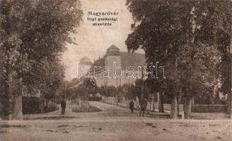 Magyaróvár Régi gazdasági akadémia (EK)