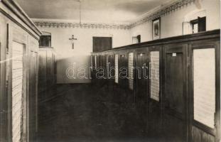 Pécs Miasszonyunk internátus hálóterme