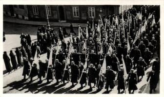 Budapest I. Vár; az 1848/49-es szabadságharci zászlók ünnepélyes hazahozatala Oroszországból