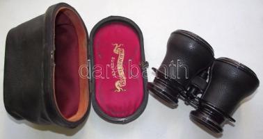 cca 1900 Calderoni és Társa nagyméretű távcső, optikán jelzett, eredeti bőr tokjában (a lencse foglalatán kisebb ütésnyomok) / Vintage binoculars in original leather case (with minor fault)