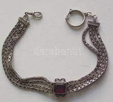 1872-1922 Elegáns ezüst (Ag) óralánc féldrágakövekkel díszítve az Osztrák-Magyar Monarchia 750/1000 tisztaságjelzésével / Elegant antique silver pocket watch chain embellished with semi-precious stones, stamped with Austro-Hungarian 750/1000 finness hallmark 32cm, br: 45,8gr