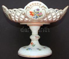 ~1890 Csodálatos, sorszámozott, kézzel festett és aranyozott, Bouquet de Saxe-mintás, áttört, jelzet...