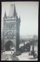 cca 1930 2db nagyméretű fotó a prágai Károly-hídról és az Óratoronyról 25x40cm