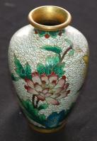 Zománcozott, virágmotívumokkal díszített porcelán vázácska / Enamelled porcelain vase with floral decoration 11cm