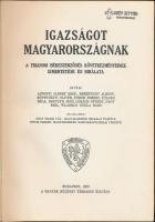 Apponyi Albert - Berzeviczy Albert-...stb.: Igazságot Magyarországnak! A trianoni békeszerződés következményeinek ismertetése és bírálata. Bp., 1928. Magy. Külügyi T. 402 old. 2 nagyméretű kihajtható, színes, rajzos térkép melléklettel. Kiadói, festett, aranyozott, egészvászon kötésben.