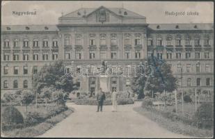 Nagyvárad military school