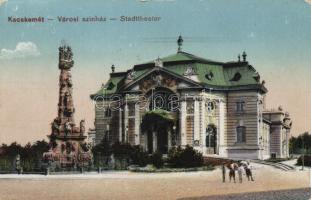 Kecskemét Városi színház (small tear)