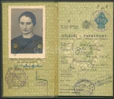 1939 Magyar Királysági fényképes útlevél nagyon szép állapotban birodalmi bélyegzésekkel