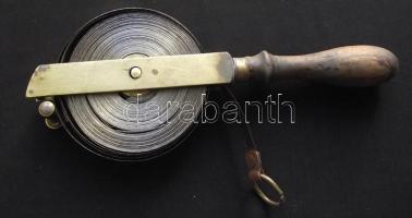 Régi típusú nyeles mérőszalag 30m