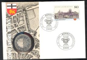 NSZK 1989D 10M Ag "2000 éves Bonn" bélyeges érmés borítékon első napi bélyegzővel, hátoldali ismertatő tanúsítvánnyal T:PP GFR 1989D. 10 Mark Ag "2000th Anniversary-Bonn" coin letter with stamps and first day of issue stamp ,information on the back C:PP