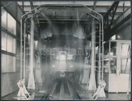 8db klf méretű fotó a BKV-ról: építkezések, műhelyek, dolgozókról készült csoportkép, stb