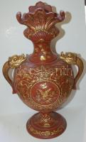 Régi nagyméretű, gazdagon díszített, festett, aranyozott kerámia váza (két helyen diszkrét javítással) / Large antique ceramic vase with rich gold plated decoration (repaired) 38cm