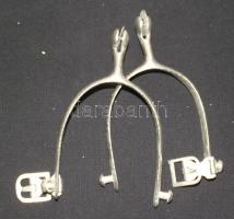 Egy pár női sarkantyú hibátlan állapotban /
A pair of femail spurs in flawless condition 13x10cm