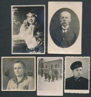 cca 1900 25db családi fotó és portré /
Vintage family photos and portraits