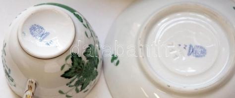 1 csésze híján komplett 6 személyes kézzel festett és aranyozott, sorszámozott, Fleurs de Indes vert...