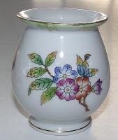 Kézzel festett sorszámozott Viktória-mintás jelzett Herendi porcelán váza hibátlan állapotban / Handpainted numbered Herend chinaware vase in flawless condition 7cm