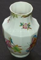 Kézzel festett Viktória-mintás jelzett Herendi porcelán váza hibátlan állapotban / Handpainted Herend chinaware vase in flawless condition 12cm