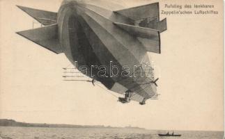 Steerable Zeppelin taking off