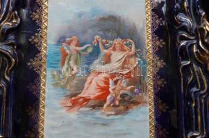 Mitológiai jelenetet ábrázoló festett és aranyozott porcelán kép /
Chinaware wall decoration with my...