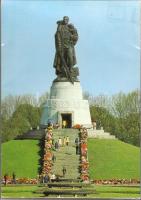 35db NDK postatiszta városképes képeslap (Berlin 10, Eisenacht-Wartburg 5, Auel Sachen 4, Karl M.stadt 2, egyéb 14db)