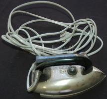 4 db régi, működőképes vasaló