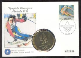Németország 1992. "Téli olimpia - Albertville" Ffm bélyeges érmés borítékon, elsőnapi bélyegzővel T:1 hátoldali ismertetővel Germany 1992. "Winter Olympics-Albertville" metal medallic letter with stamps C:Unc
