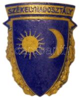 1919-1939. "Székely Hadosztály" sapkajelvénye (45mm x 35mm) számozott hátlappal T:2 zománc csak két kis helyen hiányzik Hungary/Transylvania 1919-1939. "Szekely Division" cap badge with number on back C:XF small enamel damage