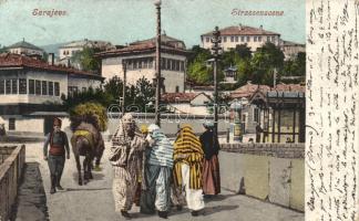 Sarajevo, street scene, folklore (EK)