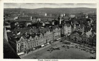 Plzen Liberty square, tram (cut)