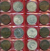 1970-1999. A Magyar Éremgyűjtők Egyesületének Vándorgyűlés kollekciója 30db különféle ezüst (piefort nélkül) és hozzátartozó 30db bronz éremmel hiánytalanul, két albumban sorba rendezve! Összesen 60db érem! T:PP,1 /  Hungary 1970-1999. Hungarian Numismatic Collectors Society wanderer meeting with 30 pieces of commemorative silver and bronse medallion pairs in two albums! C:PP,UNC