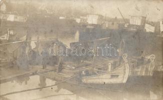 Baja Sugovica-part, gőzhajók, tutajok,  photo