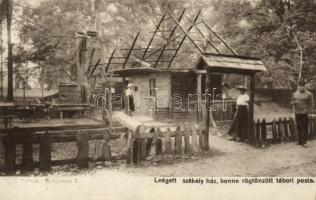 Leégett székely ház, benne rögtönzött tábori posta; József főherceg erdélyi hadikiállítása / Transylvanian military Expo, damaged house, temporary post office